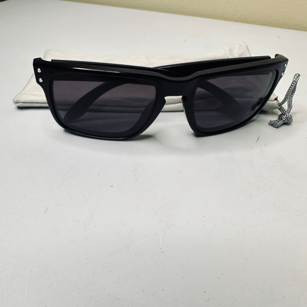 Oakley Holbrook Sunglasses Polished Black Warm Grey OO9102-01 55-18 137 Mens
